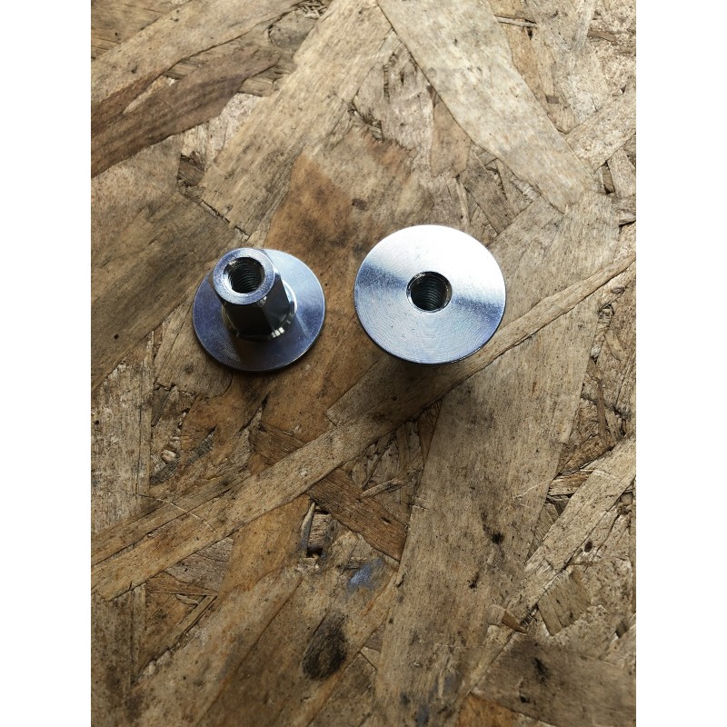 745102-entretoise-de-rail-avant-205-gti