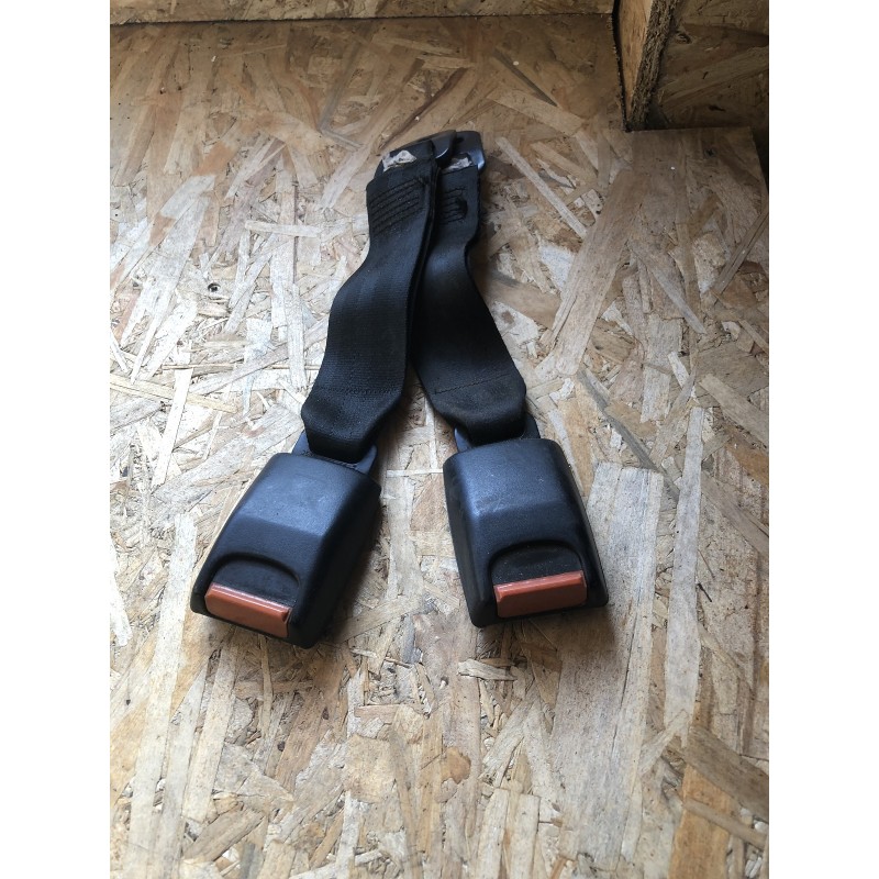012539 FERMOIR DE CEINTURE ARRIERE 205 GTI PHASE 1 012539 FERMOIR DE CEINTURE ARRIERE 205 GTI PHASE 1