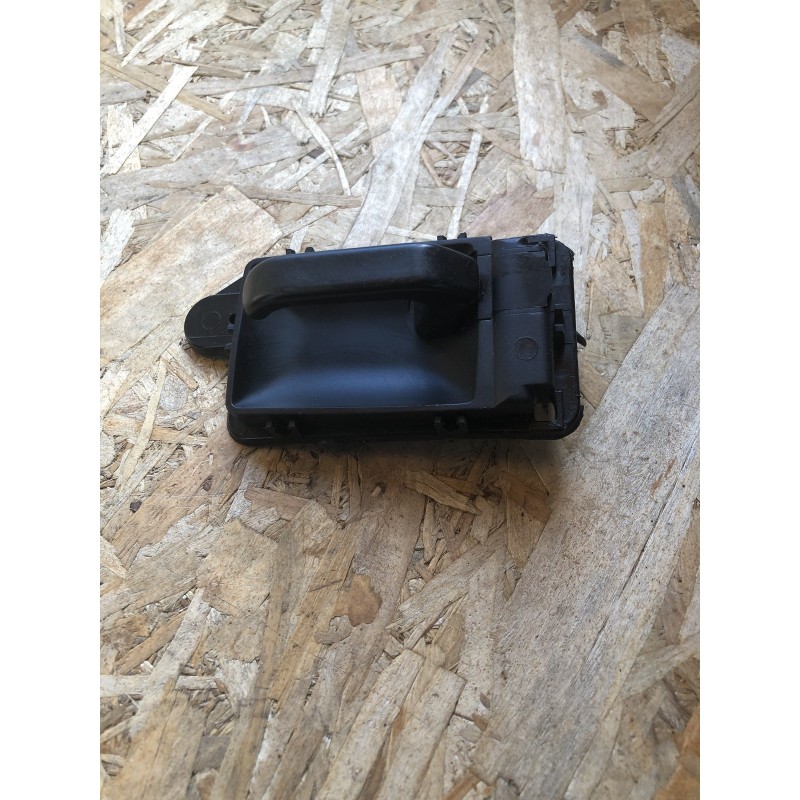 914329  COMMANDE A DISTANCE NOIR