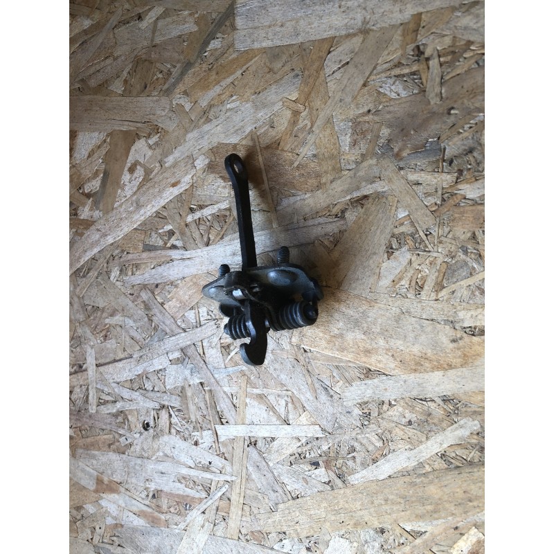 918146  ARRET DE PORTE 205 GTI