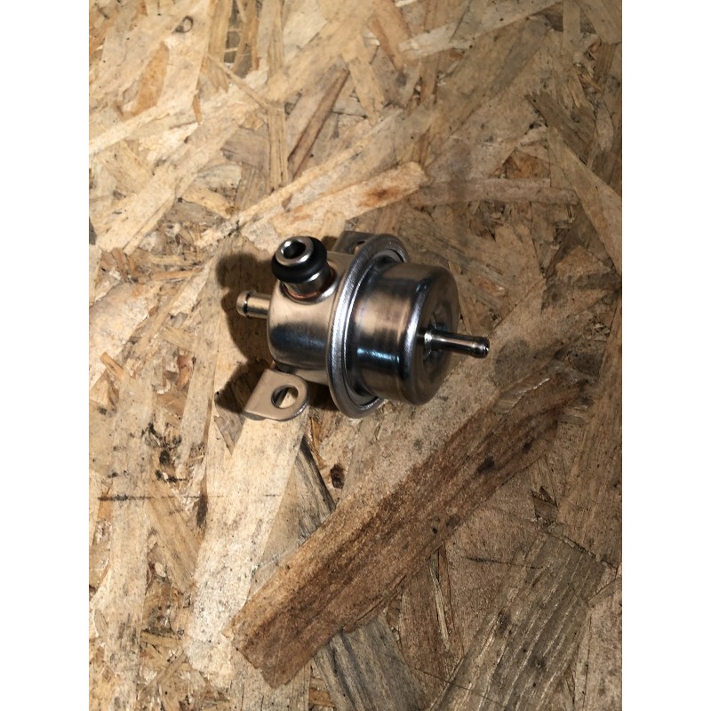 156393 REGULATEUR DE PRESSION 205 GTI