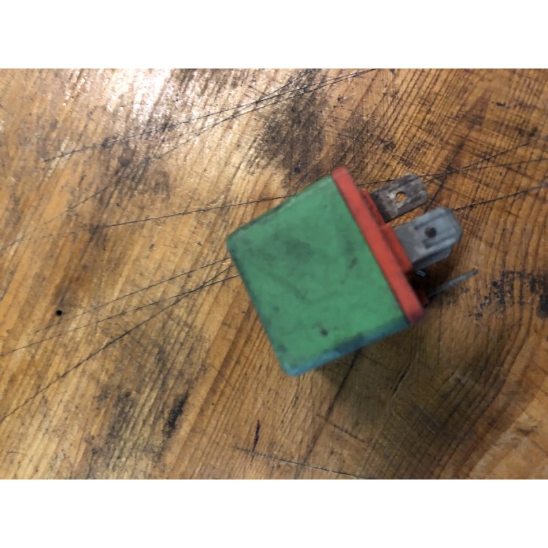 6555GY RELAIS VERT ET ROUGE
