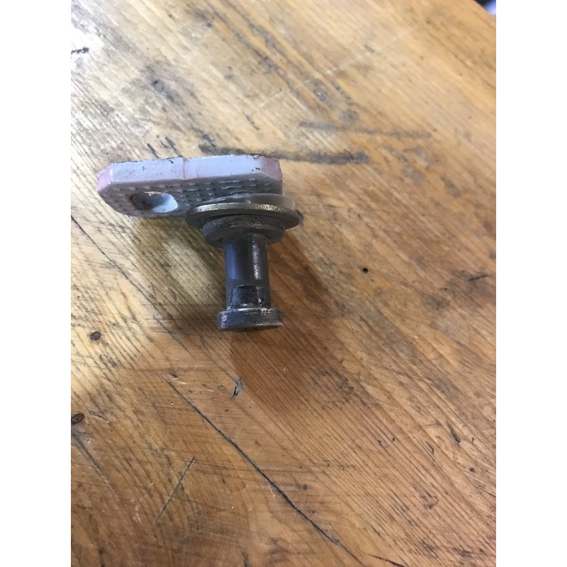 916423-cache-de-porte-205