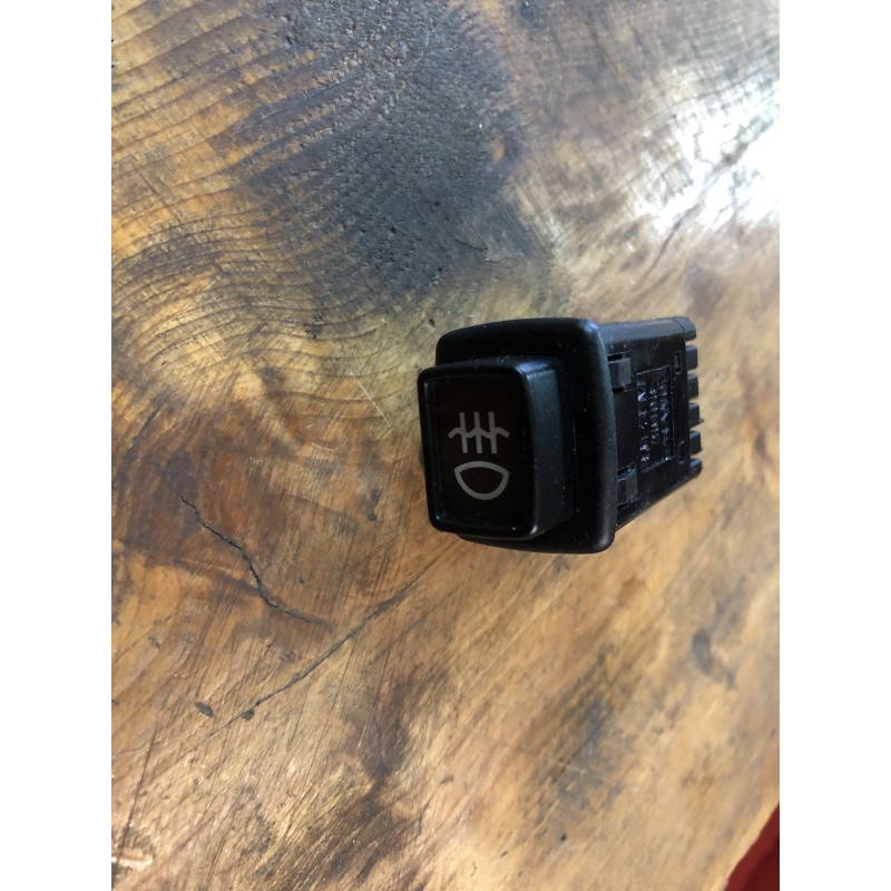 261229-relais-d-antibrouillard-arriere-phase-1-neuf