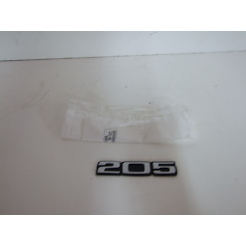 866048 MONOGRAMME 205