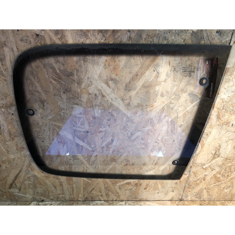 http://www.sos205gti.fr/8569n7-vitre-de-custode-arriere-droite-occassion-origine-peugeot