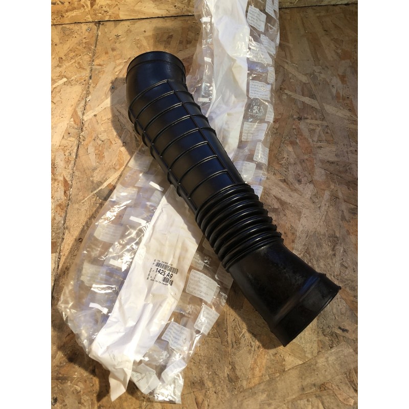 grande durite d air 205 gti /sos 205 gti