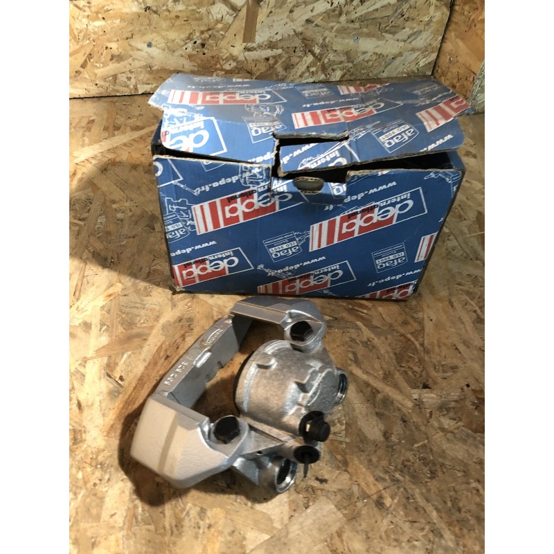 440076 ETRIER AVANT DROIT 205 GTI 1.6 NEUF 440076 ETRIER AVANT DROIT 205 GTI 1.6 NEUF