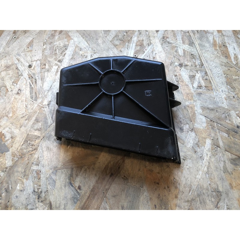 03206F0 CACHE CARTERE DE DISTRIBUTION PLASTIQUE SUPERIEUR