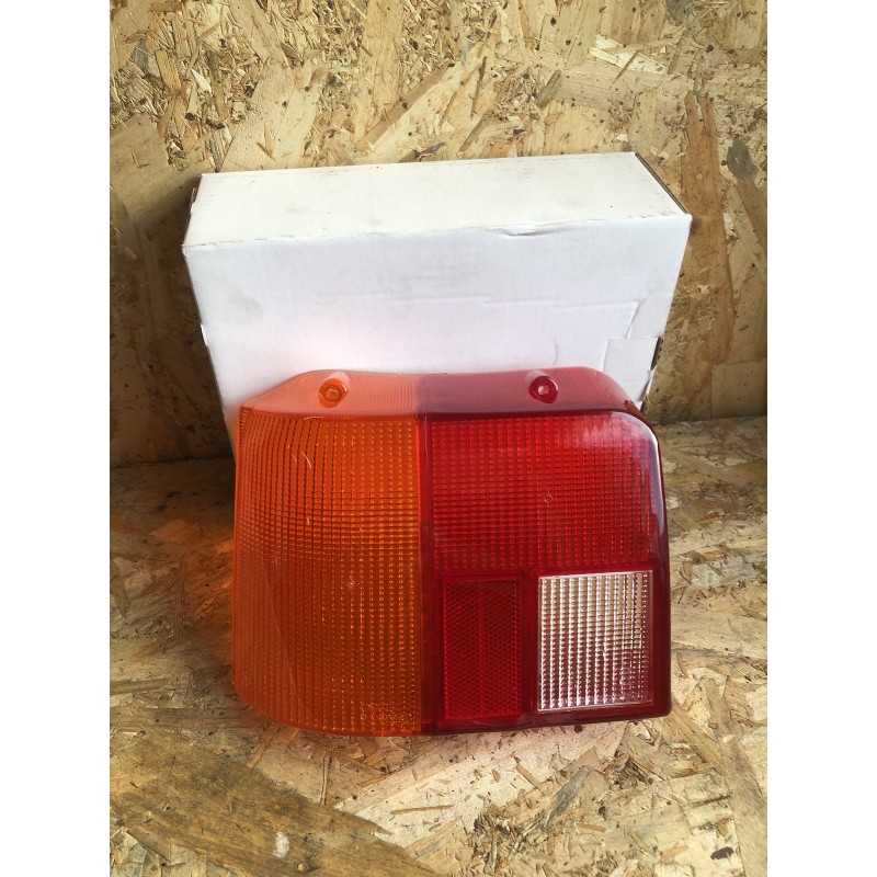 feu arriere phase 1 205 gauche/ sos 205 gti