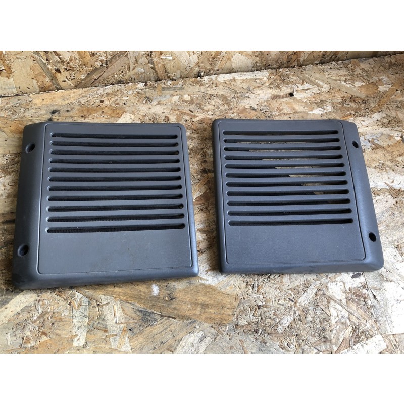 653953 GRILLE DE HAUT PARLEUR GRIS CLAIR