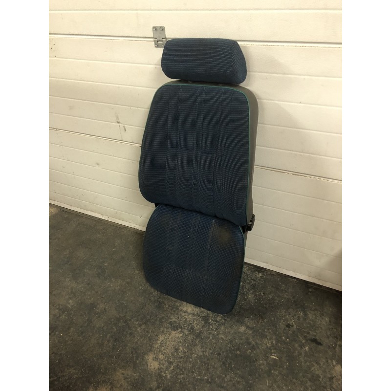 SIEGE CHAUFEUR 205 TURBO DIESEL