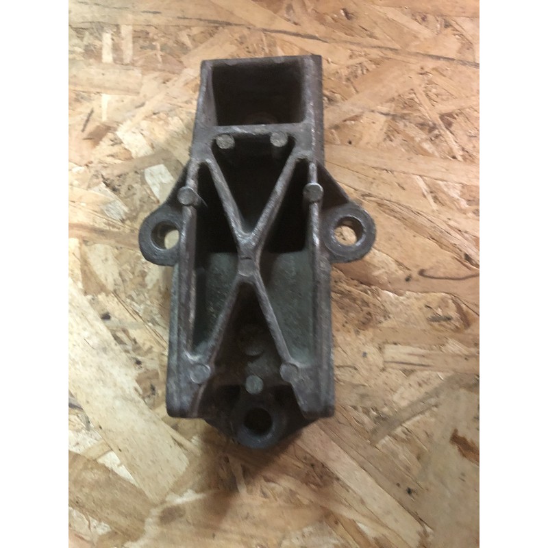 180790 SUPPORT MOTEUR OCCASION