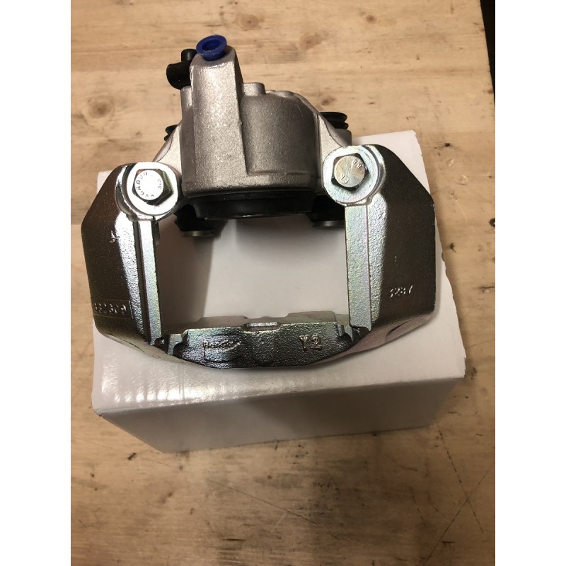 440078 ETRIER AVANT DROIT 205 GTI 1.6 NEUF