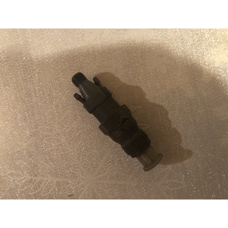 0430211052O  INJECTEUR 205 DIESEL OCCAS