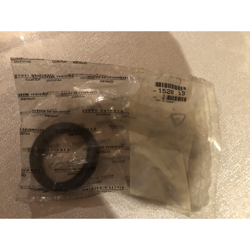 152819 JOINT DE JAUGE A ESSENCE 205