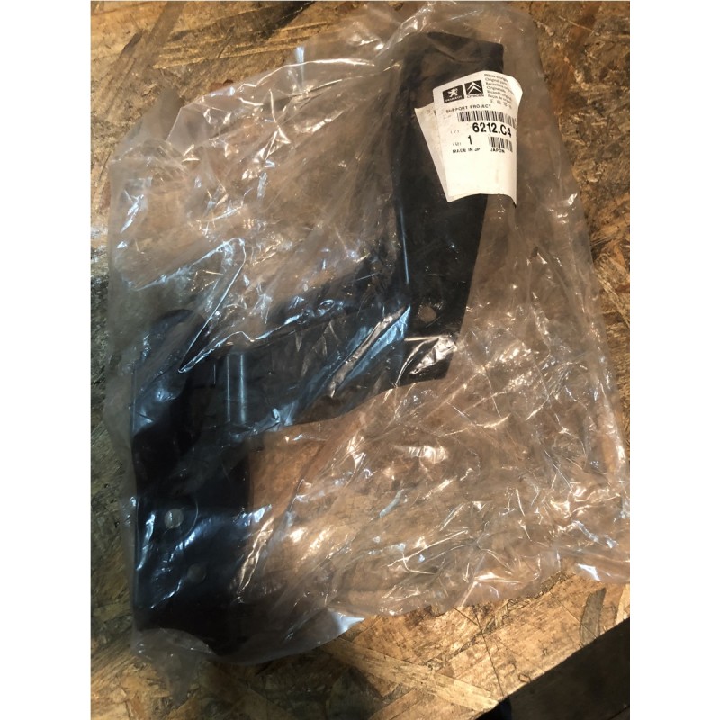 6212C4 SUPPORT PROJECTEUR