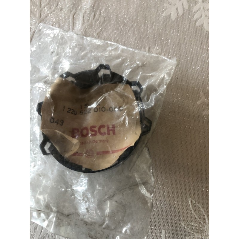 1220522010000 BOUCHON BOSCH