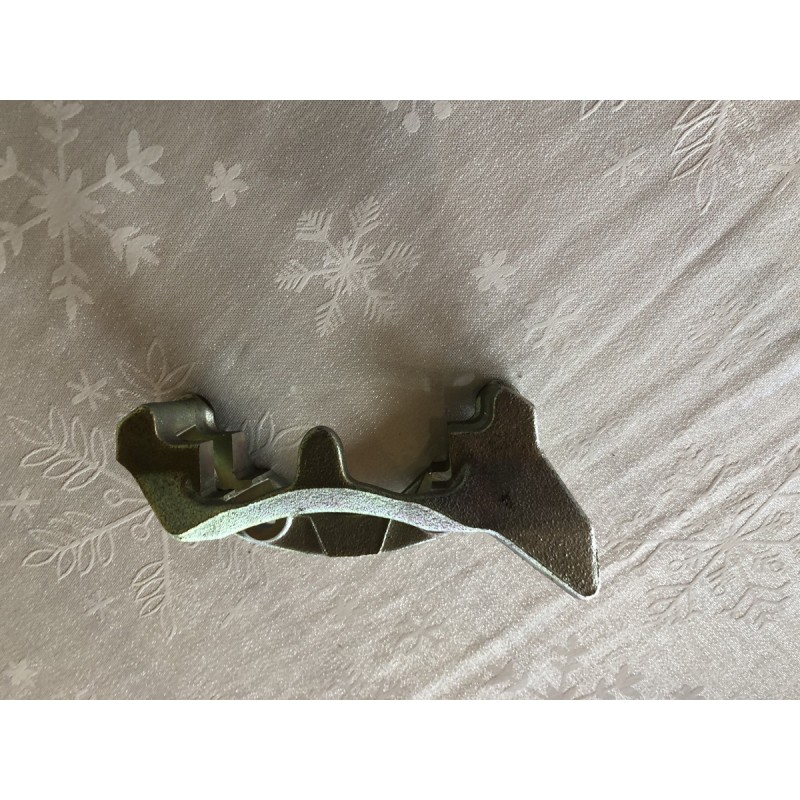 005243 CHAPE D ETRIER