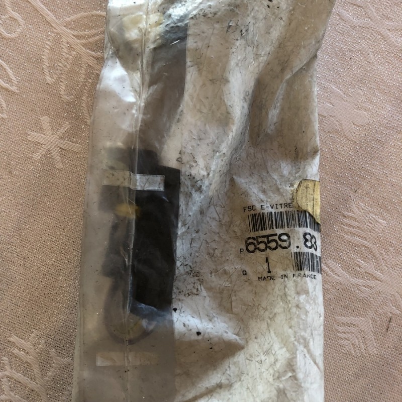 655983 FSC E VITRE