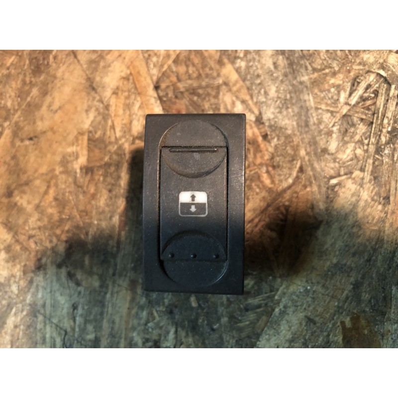6553KT  INTERRUPTEUR DE COMMANDE LEVE VITRE